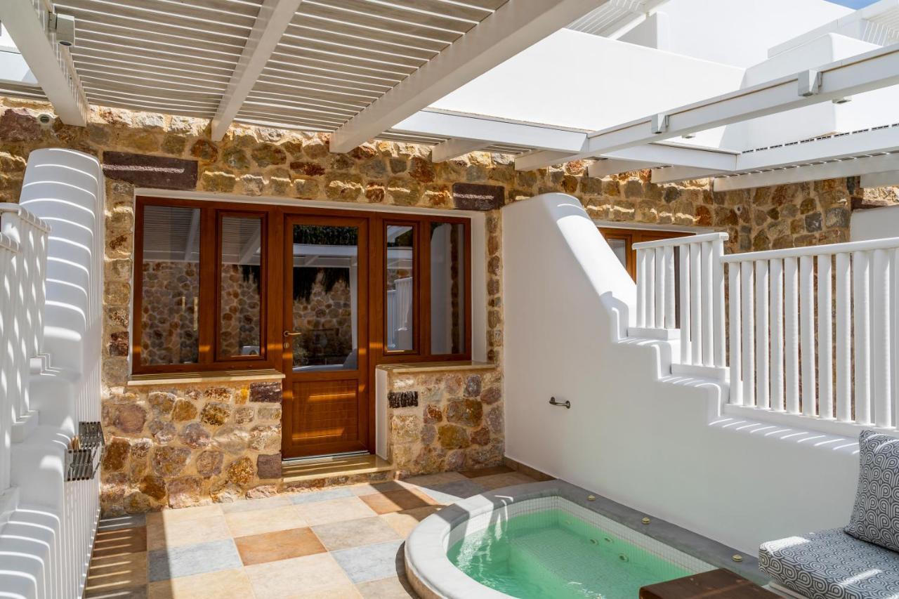 Marvarit Suites Mesaria Bagian luar foto