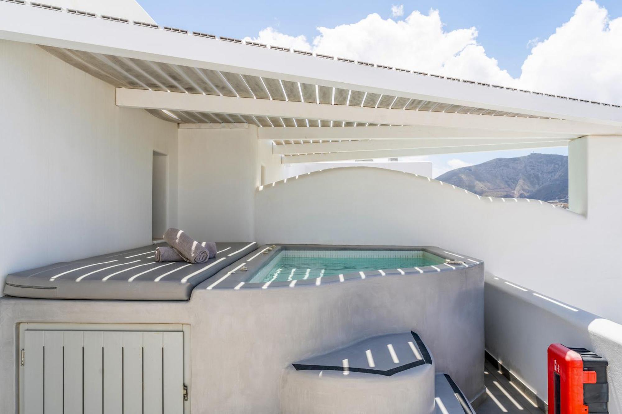 Marvarit Suites Mesaria Bagian luar foto
