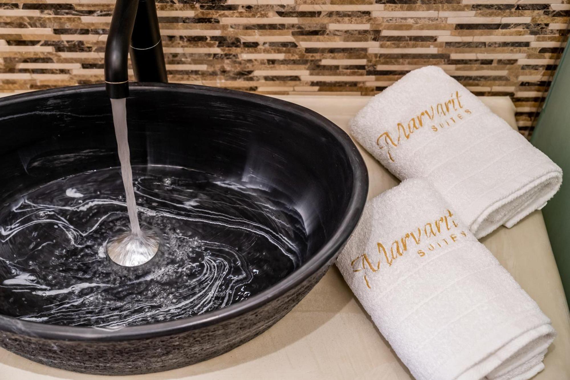 Marvarit Suites Mesaria Ruang foto