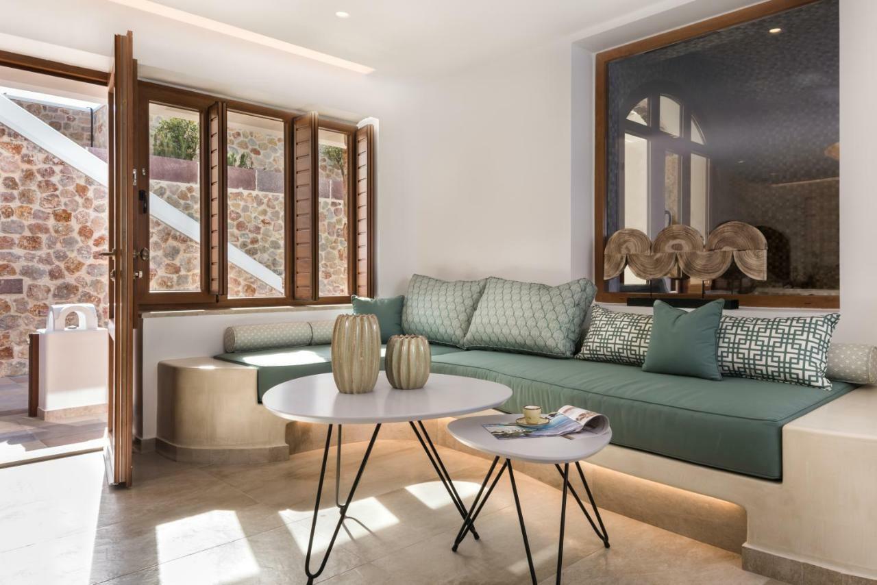 Marvarit Suites Mesaria Bagian luar foto