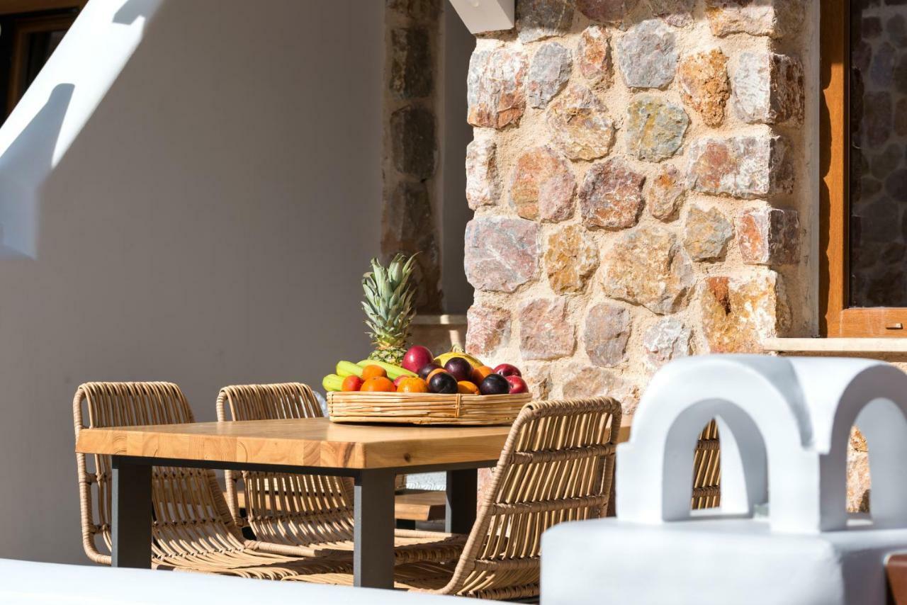 Marvarit Suites Mesaria Bagian luar foto